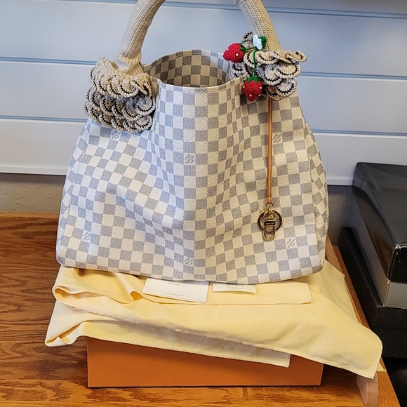 Luis Vuitton artsy MM(sold) - Picture 10 of 16